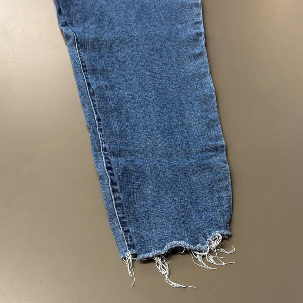 Classic Blue Women's Jeans - Picture 2 of 6
